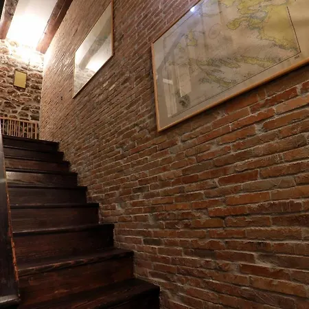 Old Town House 빌라