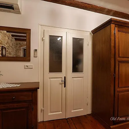 Old Town House Villa *