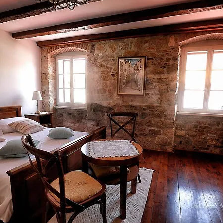 Old Town House *